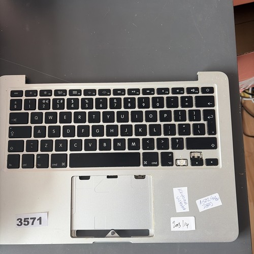 A1502 palmrest keyboard uk - keyboard,